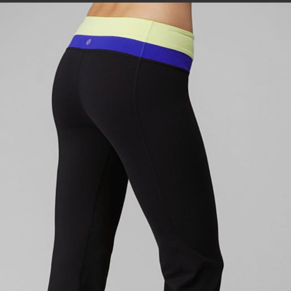Lululemon Groove Crop